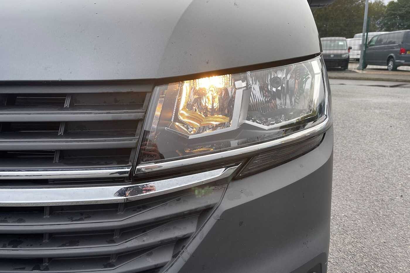 Volkswagen Transporter T28 Panel van Startline SWB 110 PS 2.0 TDI 5sp Manual (Business Pack)