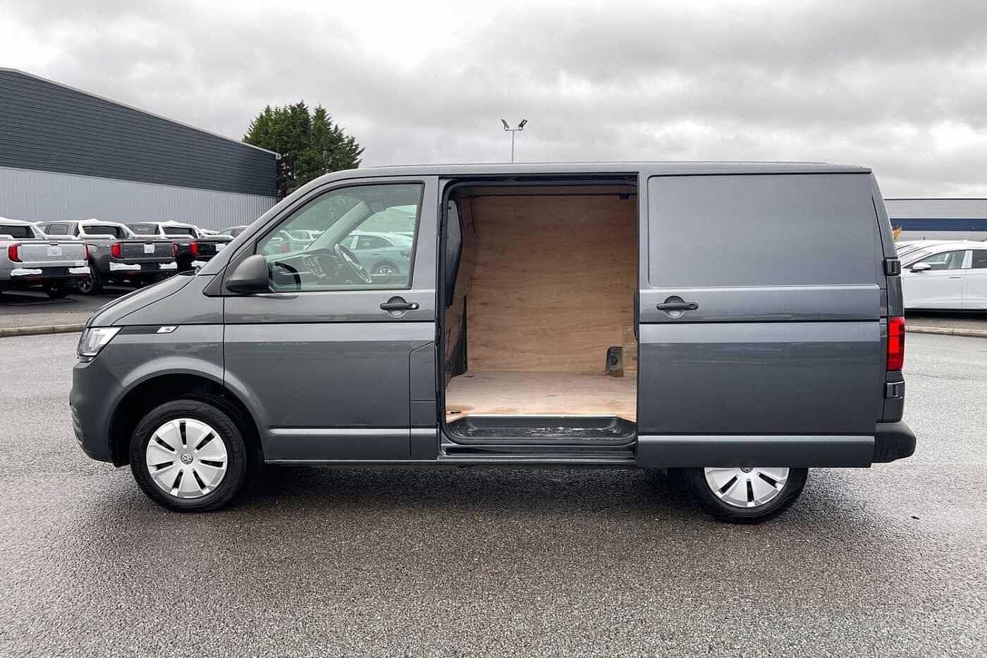Volkswagen Transporter T28 Panel van Startline SWB 110 PS 2.0 TDI 5sp Manual (Business Pack)
