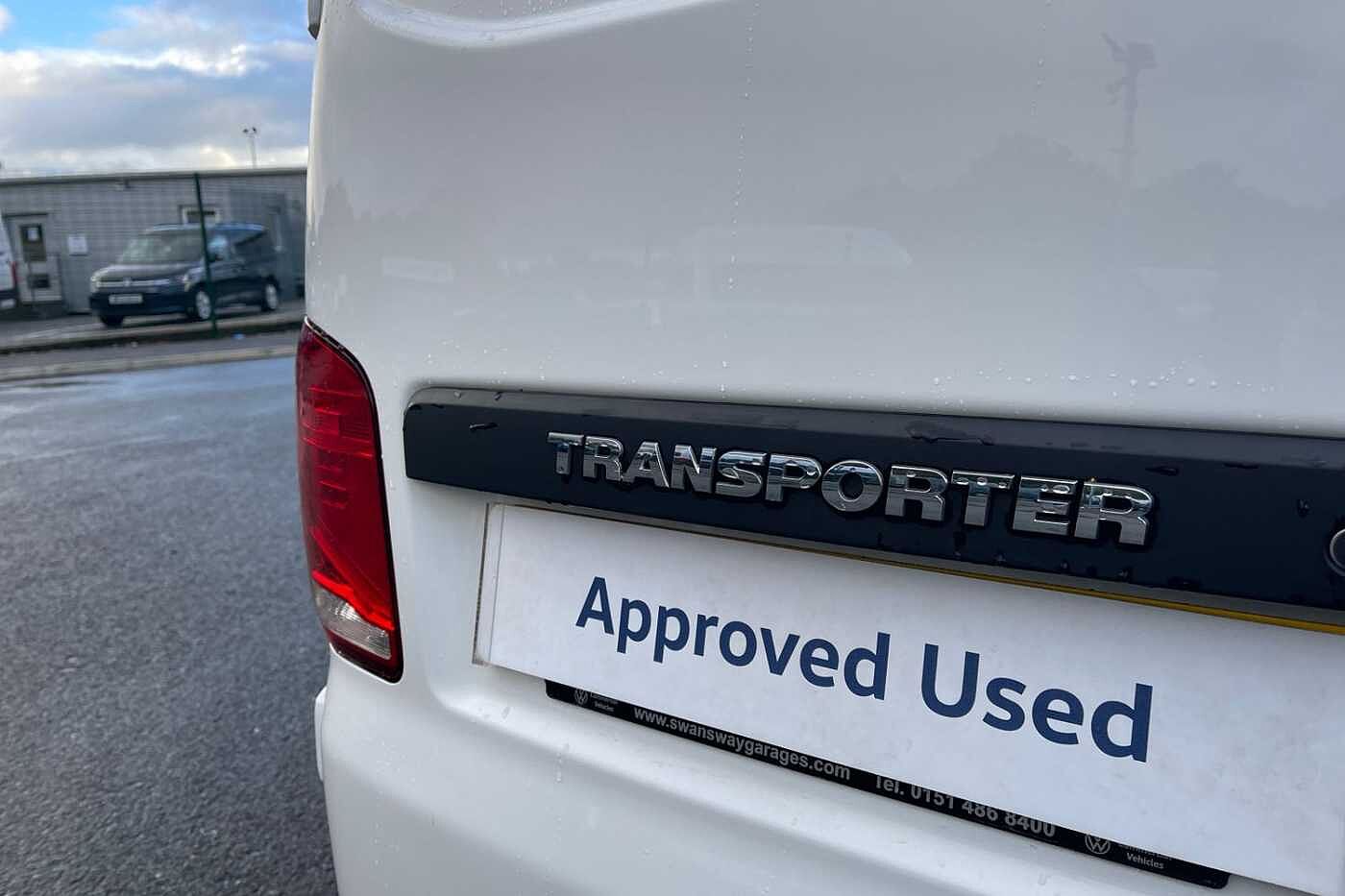 Volkswagen Transporter T28 Panel van Startline SWB 110 PS 2.0 TDI 5sp Manual (Business Pack)