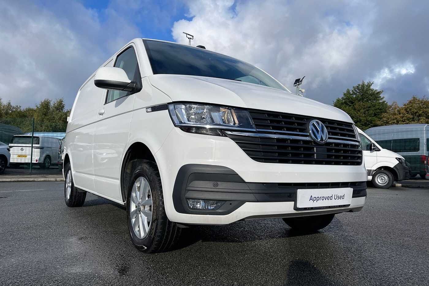 Volkswagen Transporter T28 Panel van Highline SWB 110 PS 2.0 TDI - Rear Camera