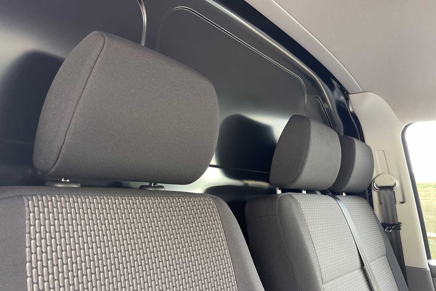 Volkswagen Transporter T28 Panel van Highline SWB 150 DSG PS 2.0 TDI 7sp - LED's & Rear Camera