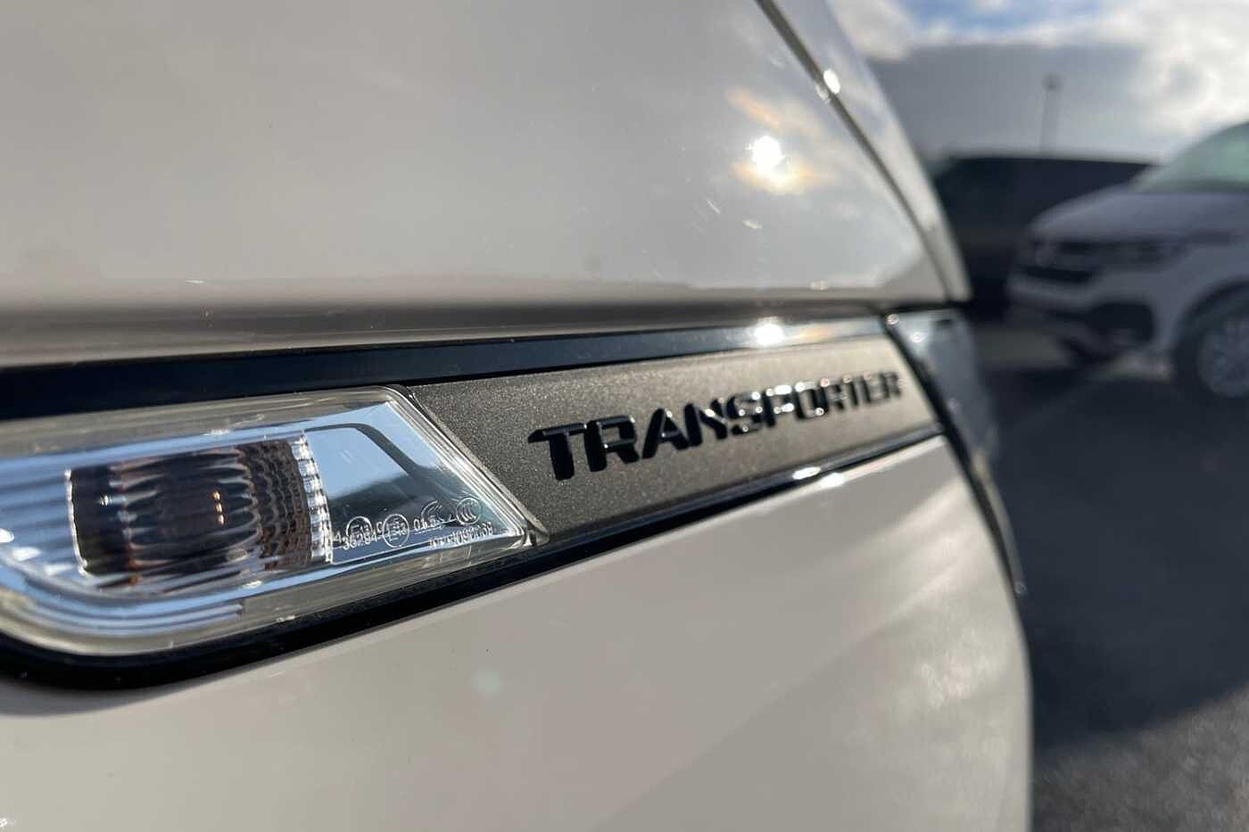 Volkswagen Transporter T28 Panel van Highline SWB 150 DSG PS 2.0 TDI 7sp - LED's & Rear Camera