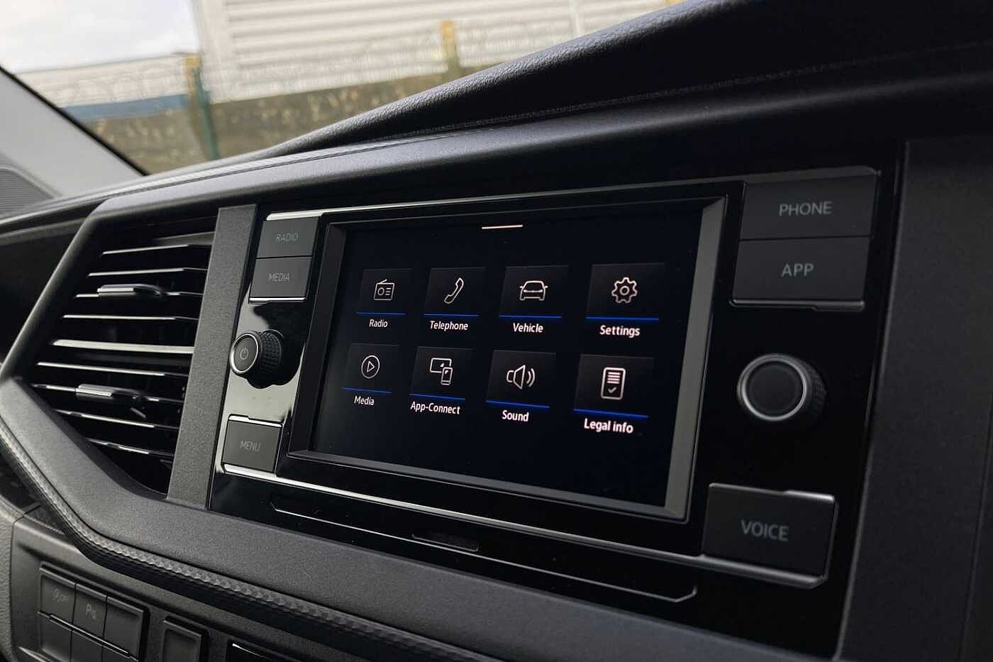 Volkswagen Transporter T28 Panel van Highline SWB 150 DSG PS 2.0 TDI 7sp - LED's & Rear Camera