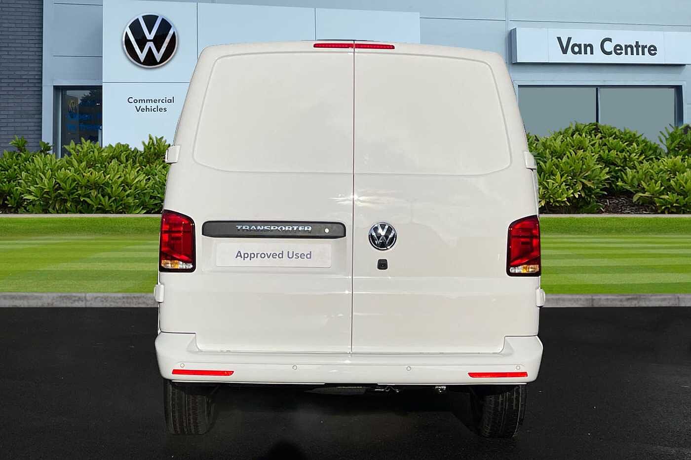 Volkswagen Transporter T28 Panel van Highline SWB 150 DSG PS 2.0 TDI 7sp - LED's & Rear Camera