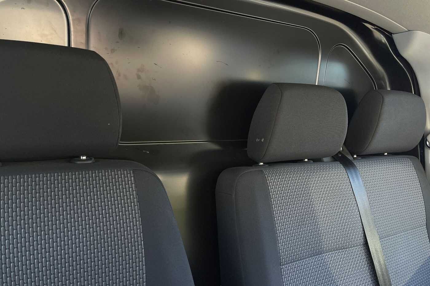 Volkswagen Transporter T28 Panel van Highline SWB 110 PS 2.0 TDI 5sp Manual