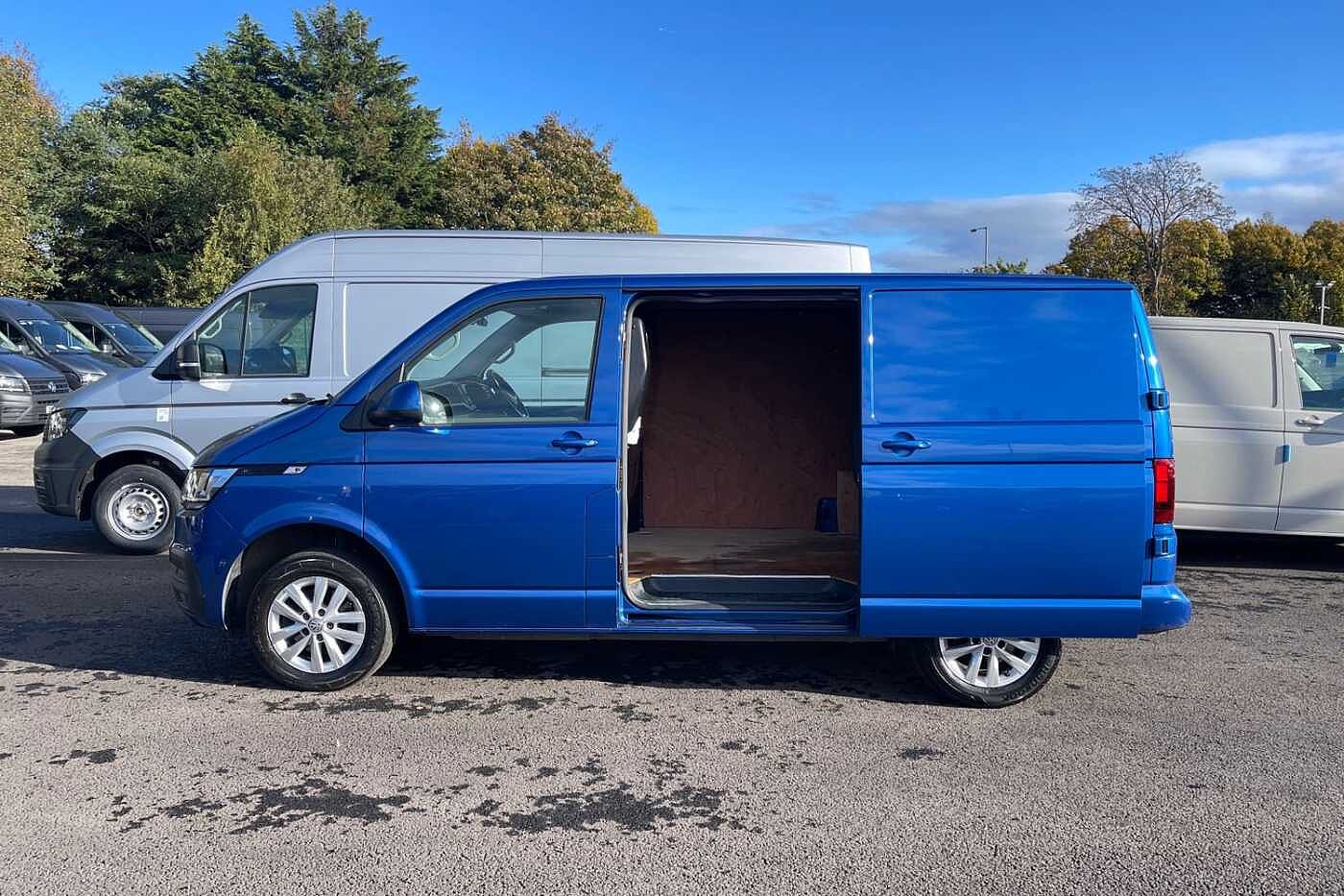 Volkswagen Transporter T28 Panel van Highline SWB 110 PS 2.0 TDI 5sp Manual