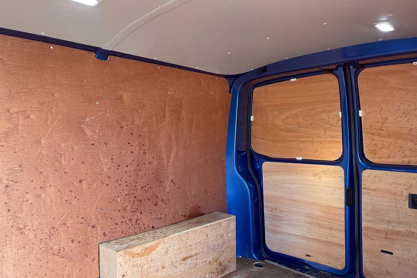 Volkswagen Transporter T28 Panel van Highline SWB 110 PS 2.0 TDI 5sp Manual