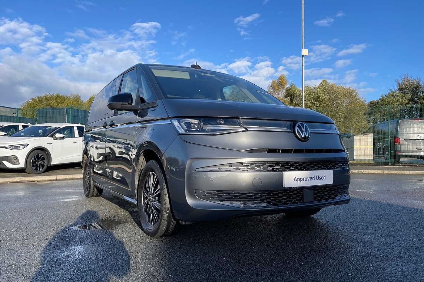 Volkswagen Multivan Multivan Style Long 218 PS 1.4 eHybrid 6-Speed DSG