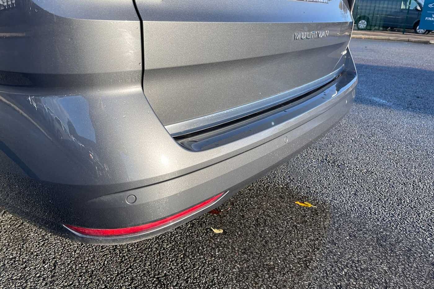 Volkswagen Multivan Multivan Style Long 218 PS 1.4 eHybrid 6-Speed DSG