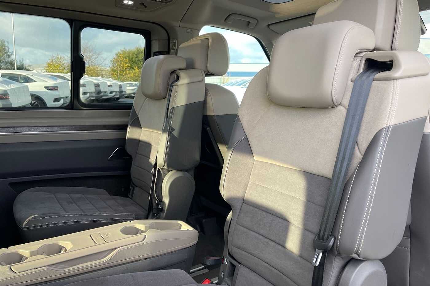 Volkswagen Multivan Multivan Style Long 218 PS 1.4 eHybrid 6-Speed DSG