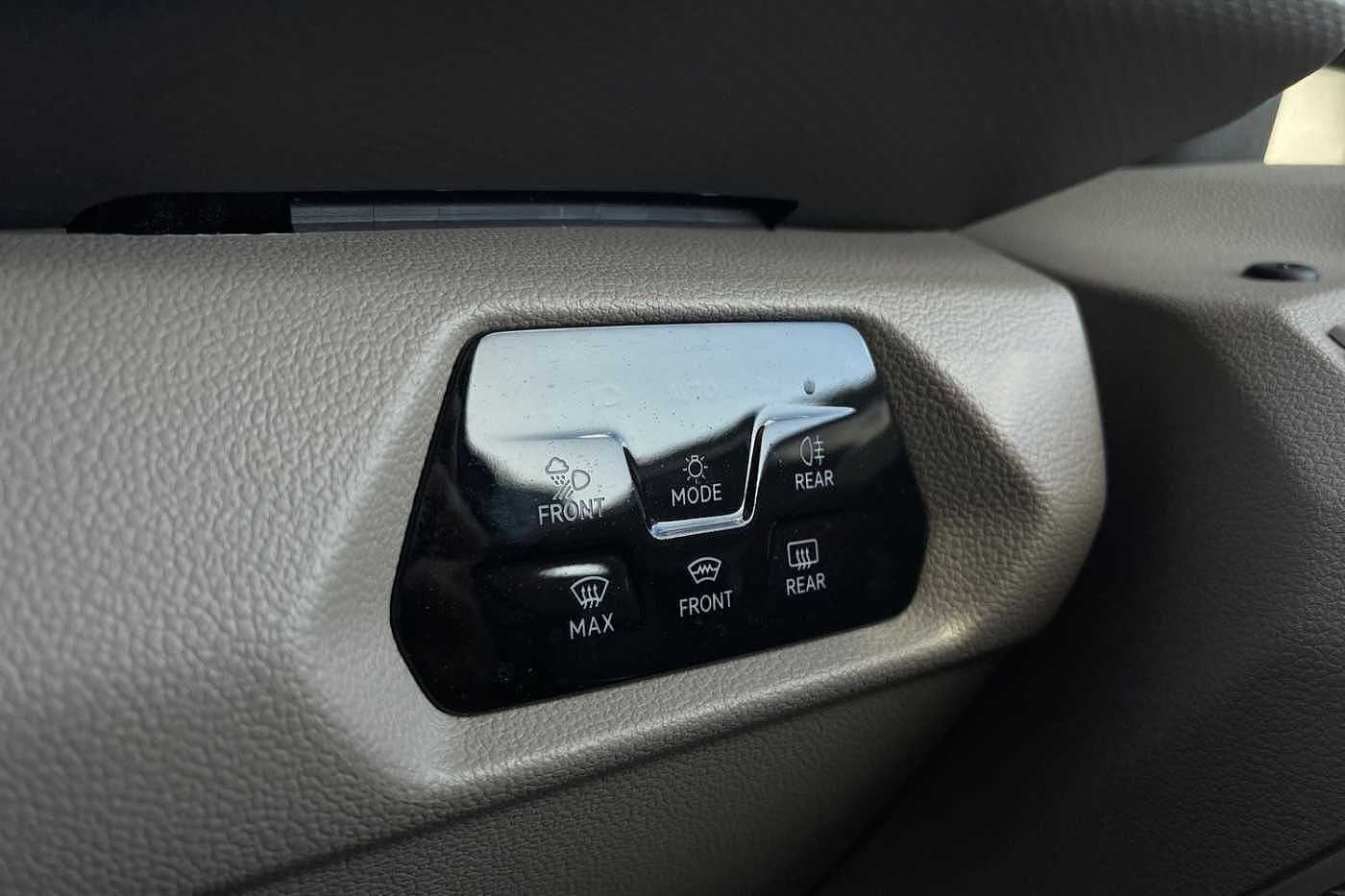Volkswagen Multivan Multivan Style Long 218 PS 1.4 eHybrid 6-Speed DSG