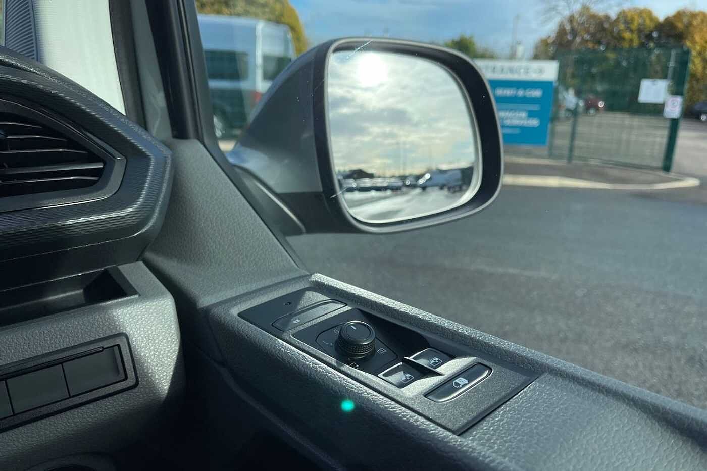 Volkswagen Transporter T28 Panel van Highline SWB 110 PS 2.0 TDI 5sp Manual
