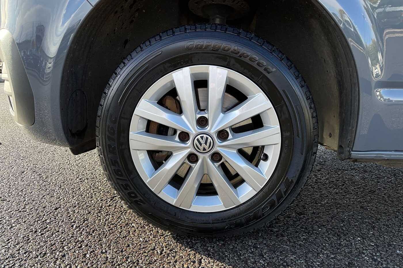 Volkswagen Transporter T28 Panel van Highline SWB 110 PS 2.0 TDI 5sp Manual