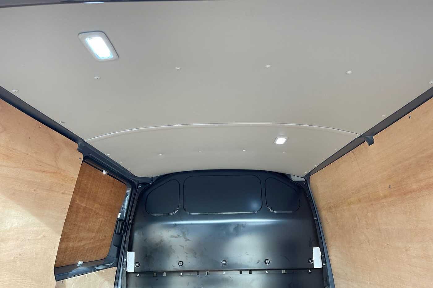 Volkswagen Transporter T28 Panel van Highline SWB 110 PS 2.0 TDI 5sp Manual