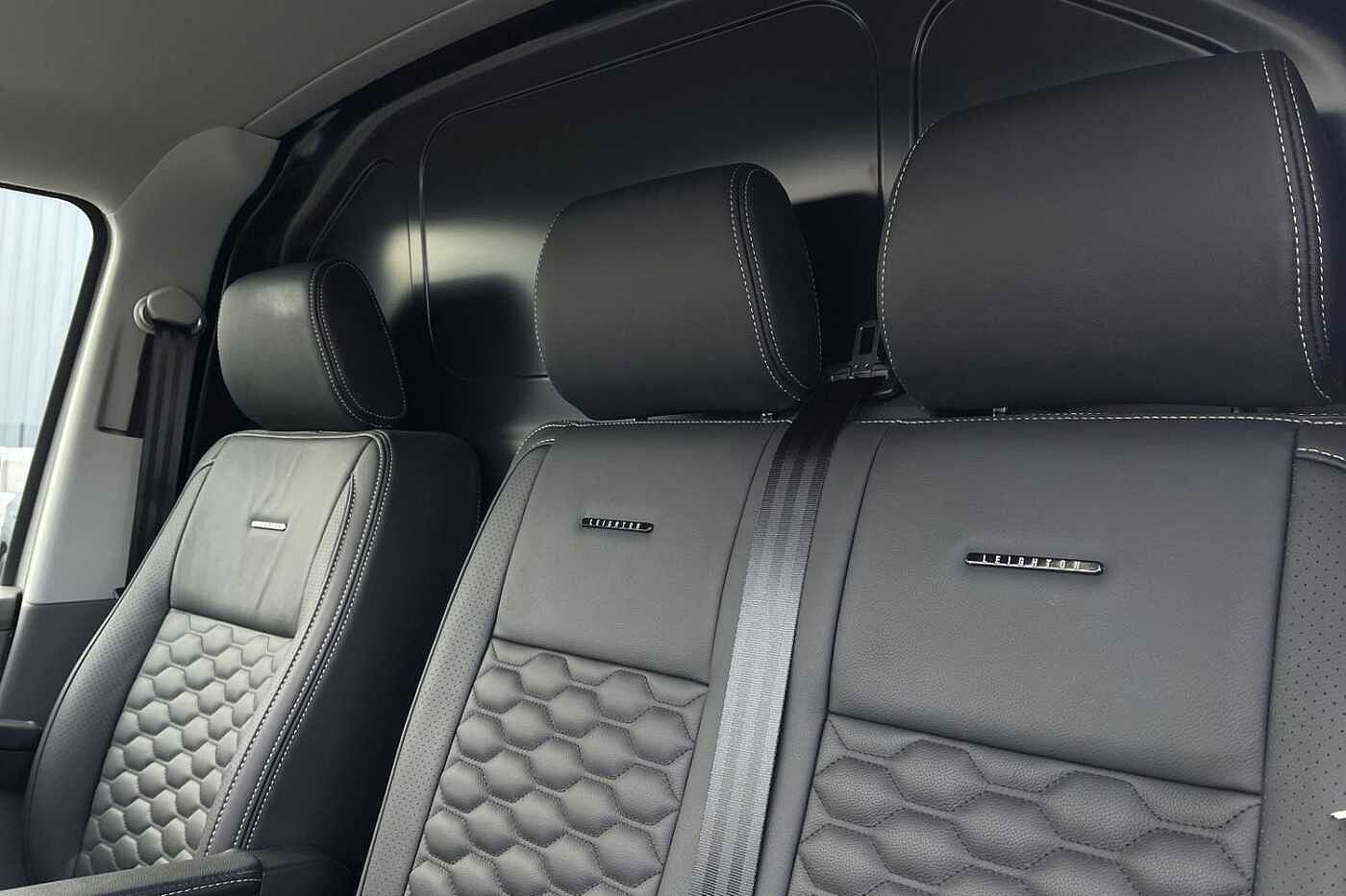 Volkswagen Transporter T30 Panel van Highline SWB 204 PS DSG - Leighton Bodykit