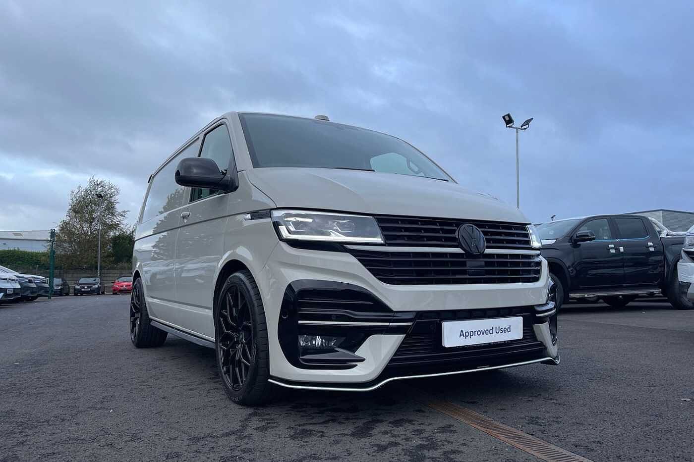 Volkswagen Transporter T30 Panel van Highline SWB 204 PS DSG - Leighton Bodykit