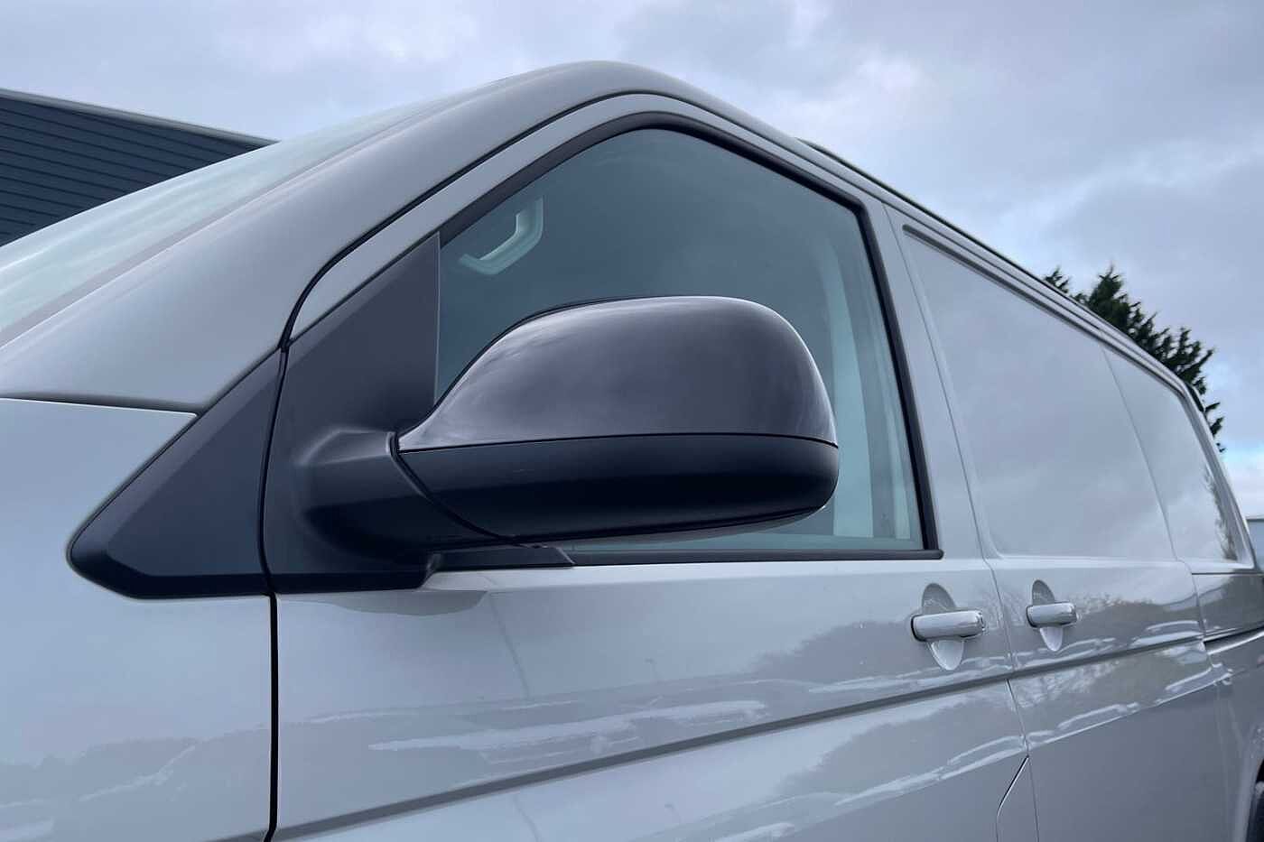 Volkswagen Transporter T30 Panel van Highline SWB 204 PS DSG - Leighton Bodykit