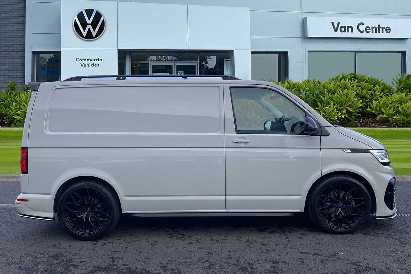 Volkswagen Transporter T30 Panel van Highline SWB 204 PS DSG - Leighton Bodykit