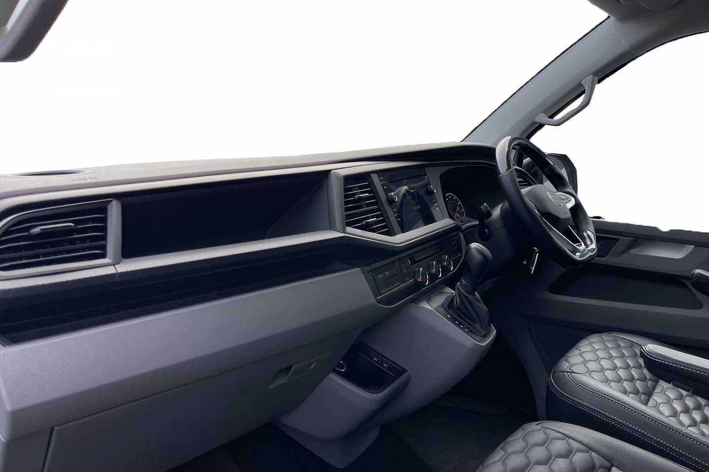 Volkswagen Transporter T30 Panel van Highline SWB 204 PS DSG - Leighton Bodykit