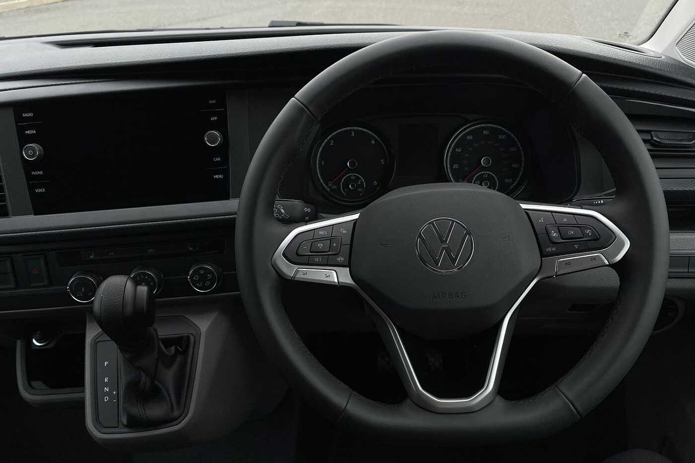 Volkswagen Transporter T32 Highline SWB 150PS DSG 4 Motion - LED's/Nav