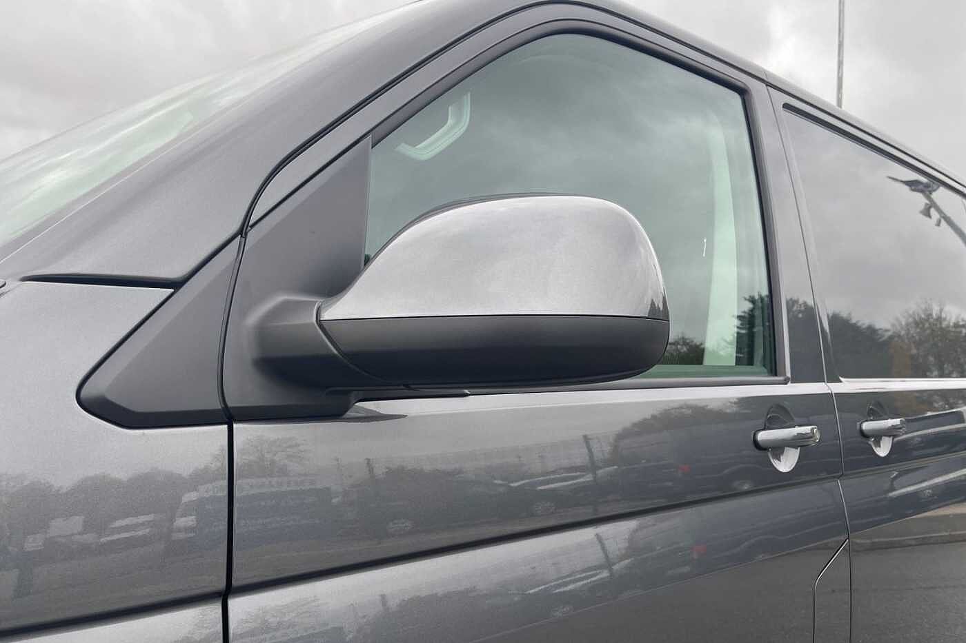 Volkswagen Transporter T28 Panel van Highline LWB 150 PS 2.0 TDI - Delivery Mileage