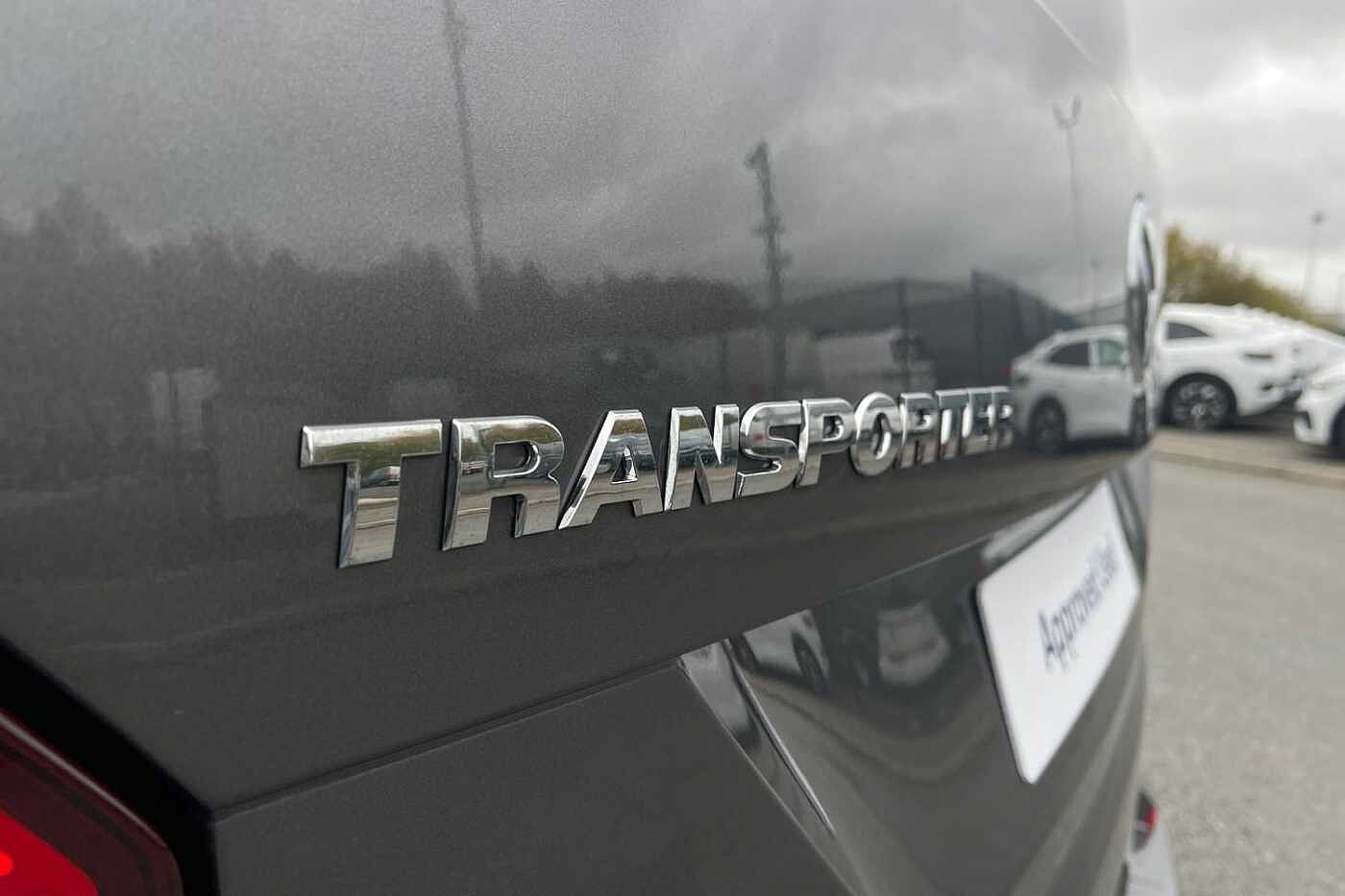 Volkswagen Transporter T28 Panel van Highline LWB 150 PS 2.0 TDI - Delivery Mileage