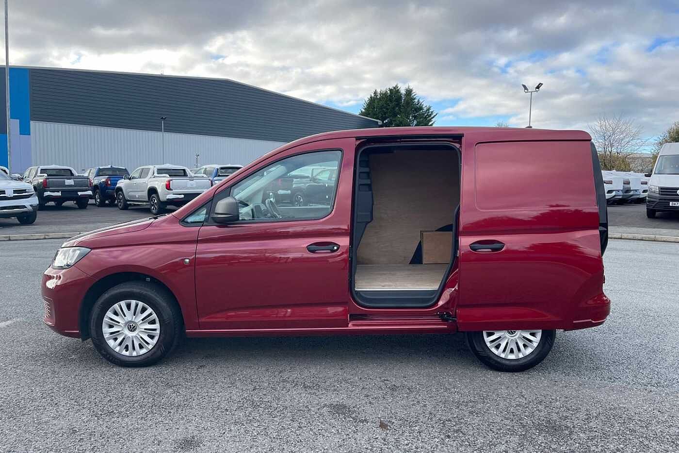 Volkswagen Caddy C20 Cargo Commerce Plus SWB 102 PS 2.0 TDI 6sp Manual