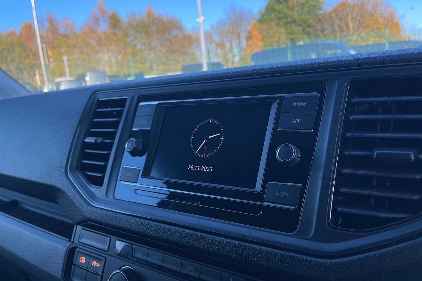 Volkswagen Crafter CR35 Trendline LWB 140 PS Automatic FWD - Business Pack