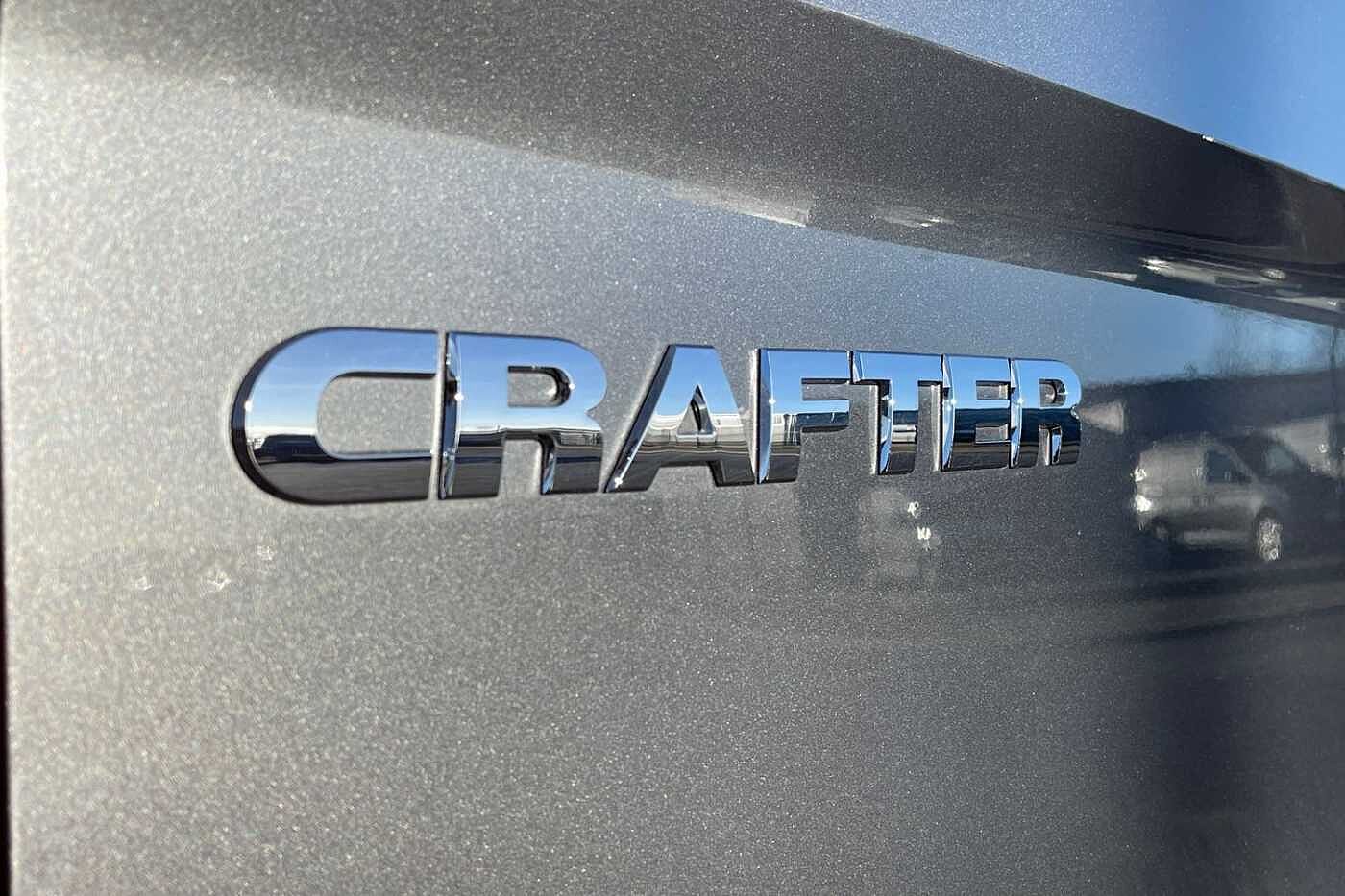 Volkswagen Crafter CR35 Trendline LWB 140 PS Automatic FWD - Business Pack
