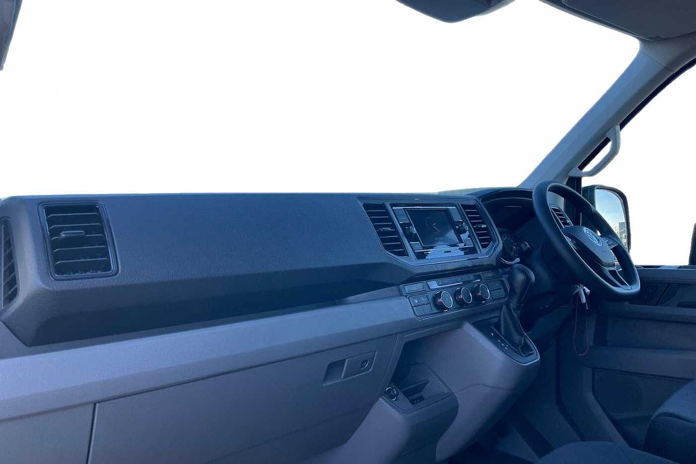 Volkswagen Crafter CR35 Trendline LWB 140 PS Automatic FWD - Business Pack