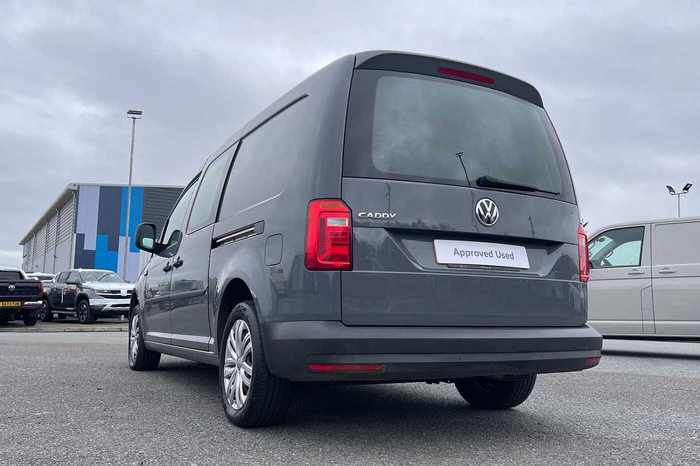 Volkswagen Caddy C20 Kombi Maxi EU6 102 PS 2.0 TDI BMT 5sp Manual
