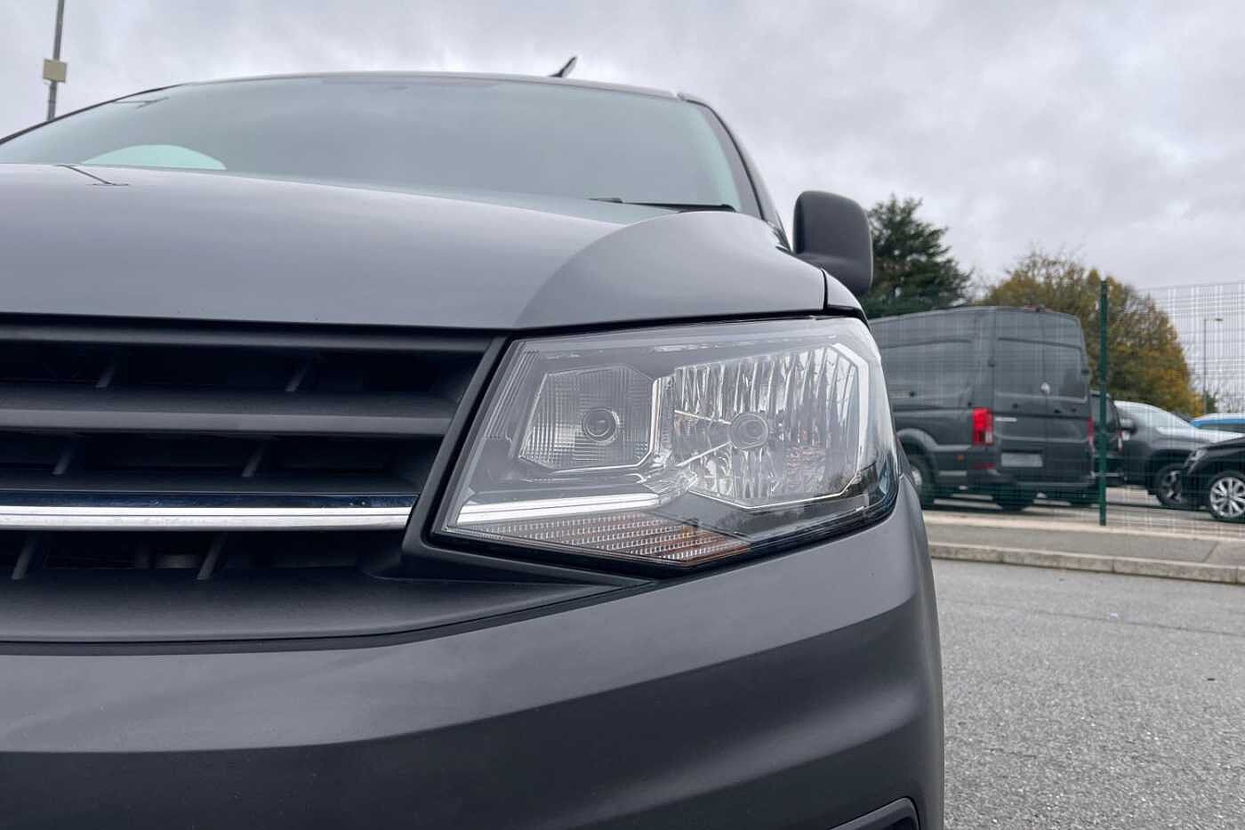 Volkswagen Caddy C20 Kombi Maxi EU6 102 PS 2.0 TDI BMT 5sp Manual