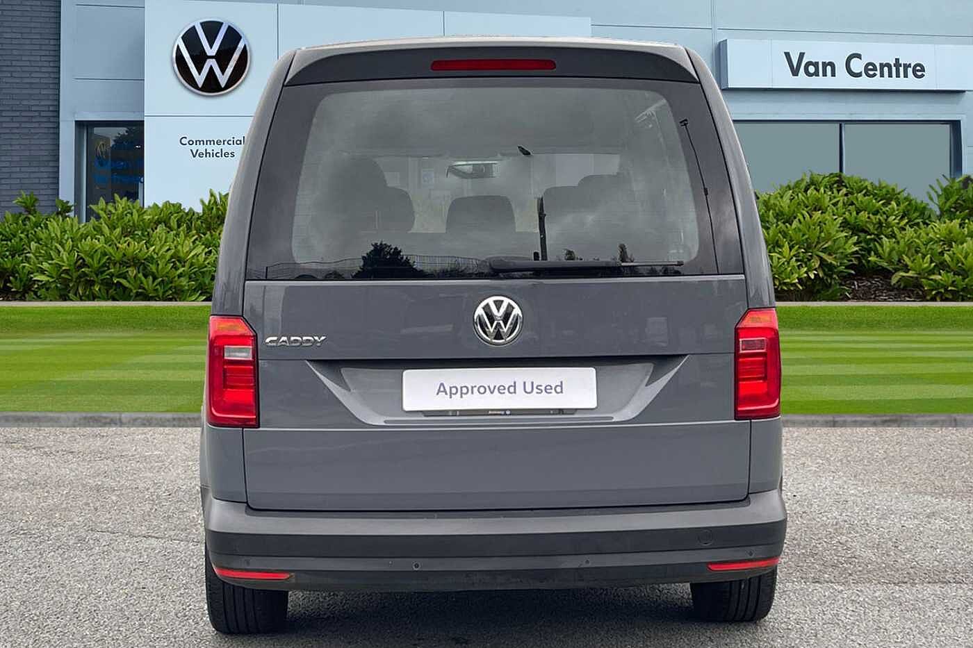 Volkswagen Caddy C20 Kombi Maxi EU6 102 PS 2.0 TDI BMT 5sp Manual