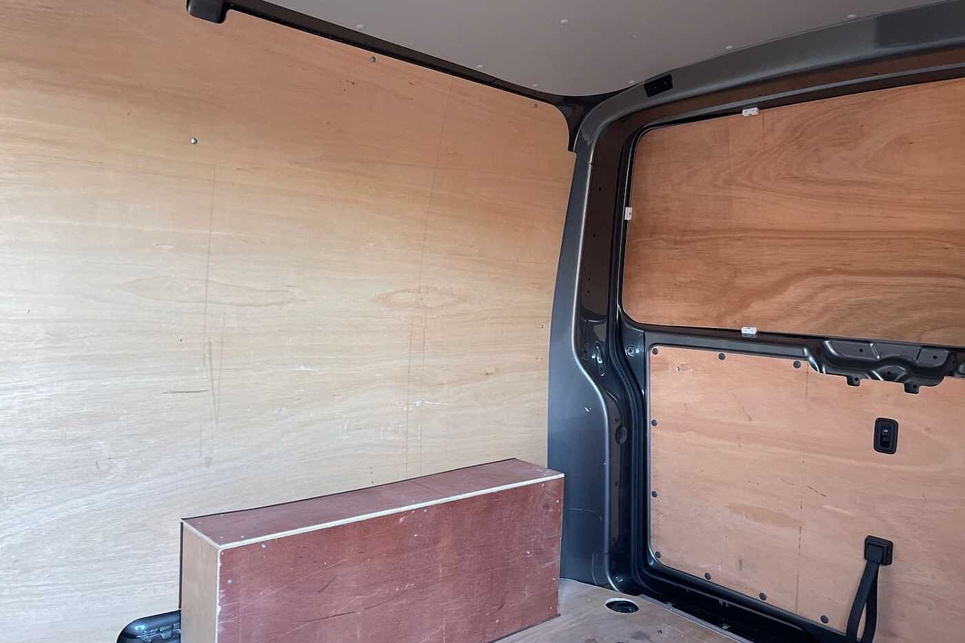 Volkswagen Transporter T28 Panel van Highline SWB 110 PS 2.0 TDI 5sp Manual - Tailgate