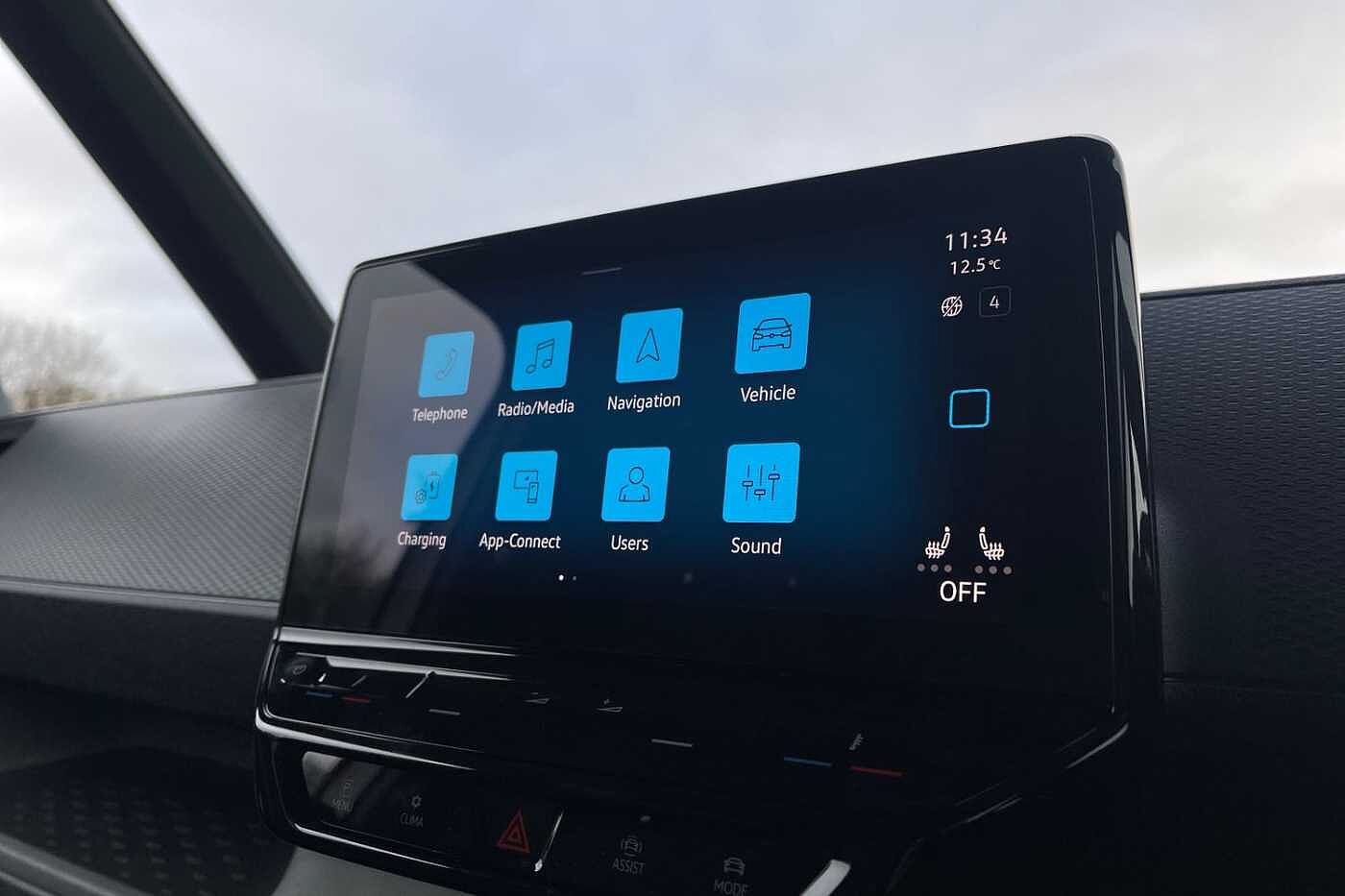 Volkswagen Id.buzz Estate ID. Buzz Cargo Commerce Plus SWB 204 PS 77 kWh Electric 1 Speed Automatic