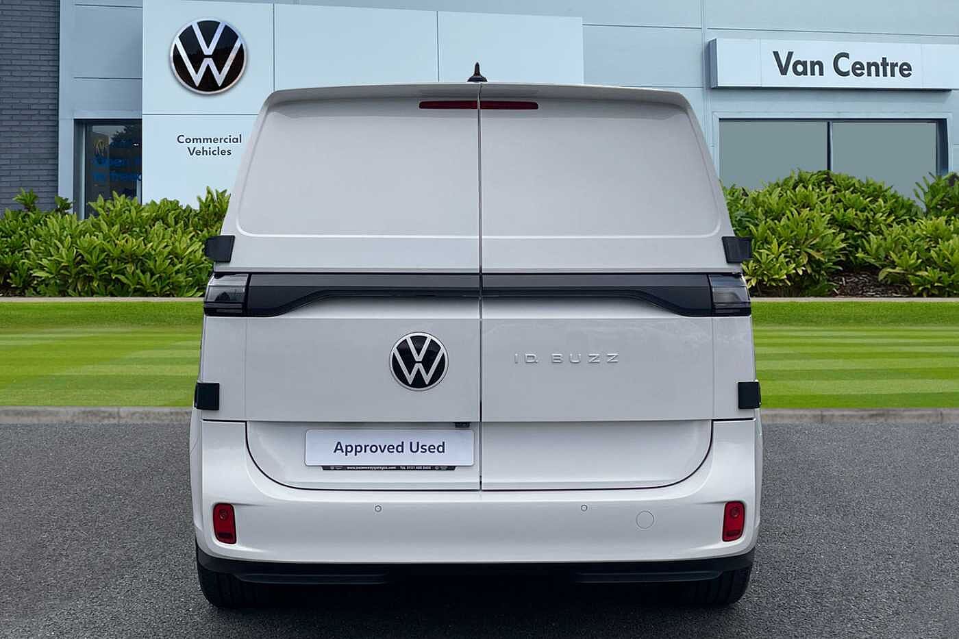 Volkswagen Id.buzz Estate ID. Buzz Cargo Commerce Plus SWB 204 PS 77 kWh Electric 1 Speed Automatic