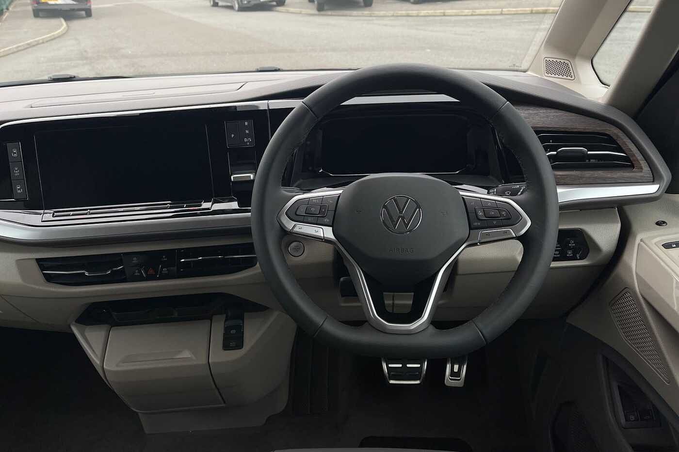 Volkswagen Multivan Style Long 218 PS 1.4 eHybrid 6-Speed DSG - Delivery Mileage