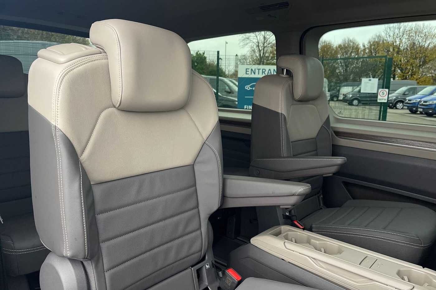 Volkswagen Multivan Style Long 218 PS 1.4 eHybrid 6-Speed DSG - Delivery Mileage