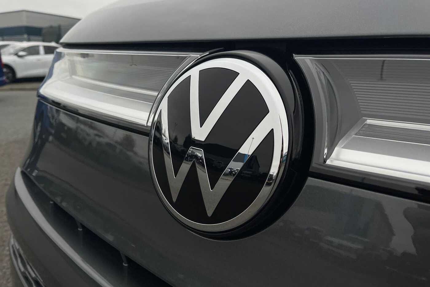 Volkswagen Multivan Style Long 218 PS 1.4 eHybrid 6-Speed DSG - Delivery Mileage