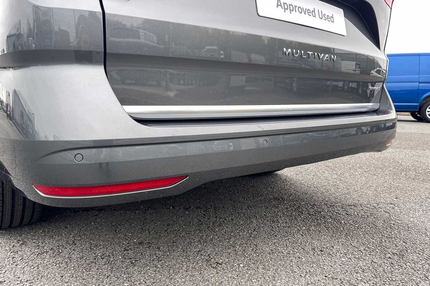 Volkswagen Multivan Style Long 218 PS 1.4 eHybrid 6-Speed DSG - Delivery Mileage