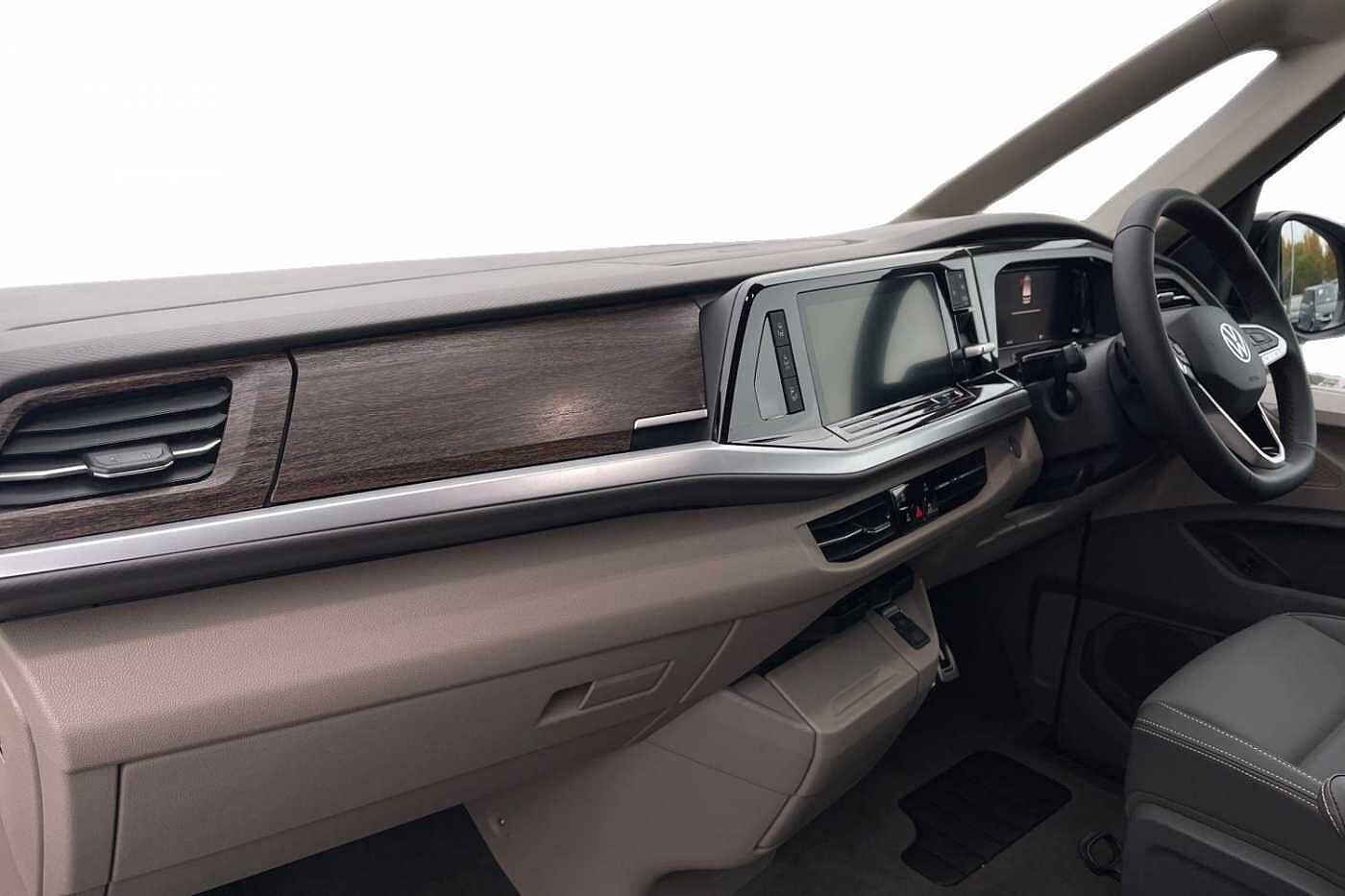 Volkswagen Multivan Style Long 218 PS 1.4 eHybrid 6-Speed DSG - Delivery Mileage