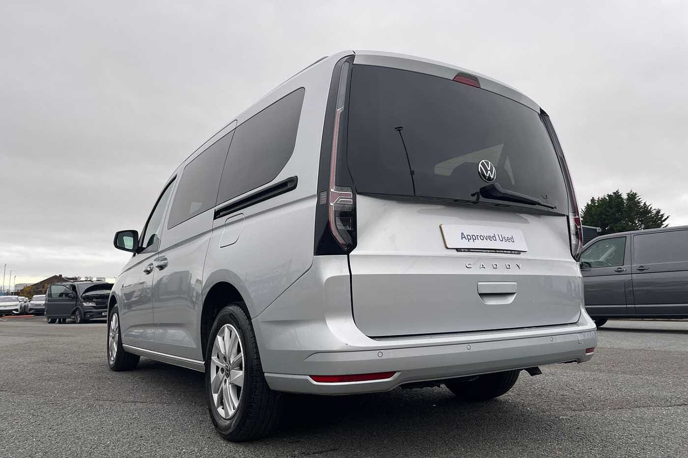 Volkswagen Caddy C20 Life Maxi 122 PS 2.0 TDI 7sp DSG - Big Spec