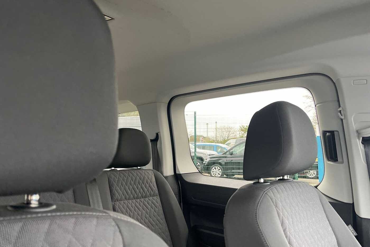 Volkswagen Caddy C20 Life Maxi 122 PS 2.0 TDI 7sp DSG - Big Spec