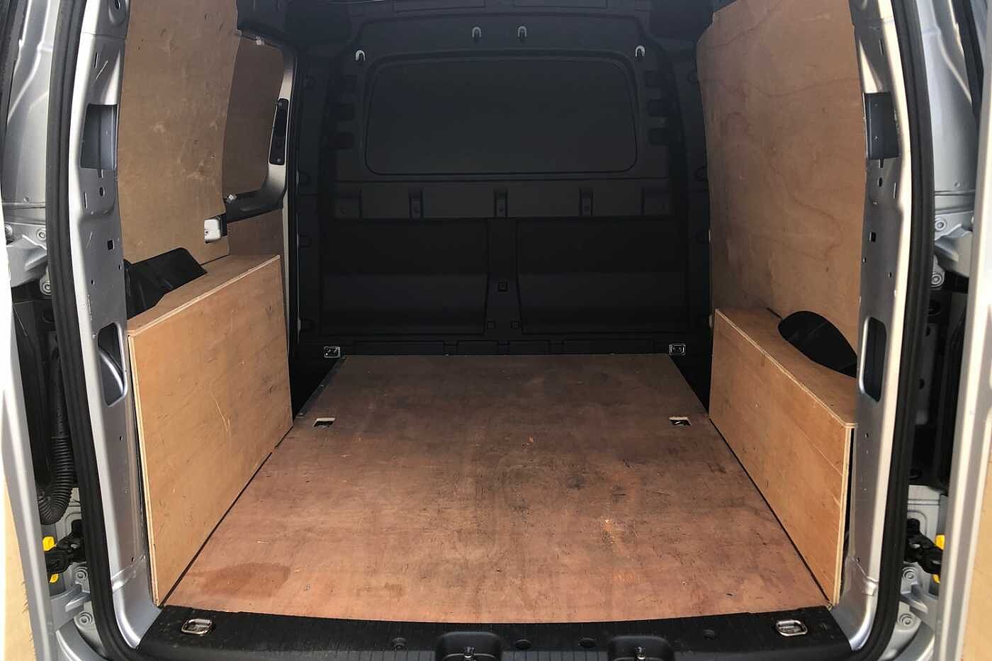 Volkswagen Caddy 2.0TDI (102PS)C20 Cargo Commerce Plus PV