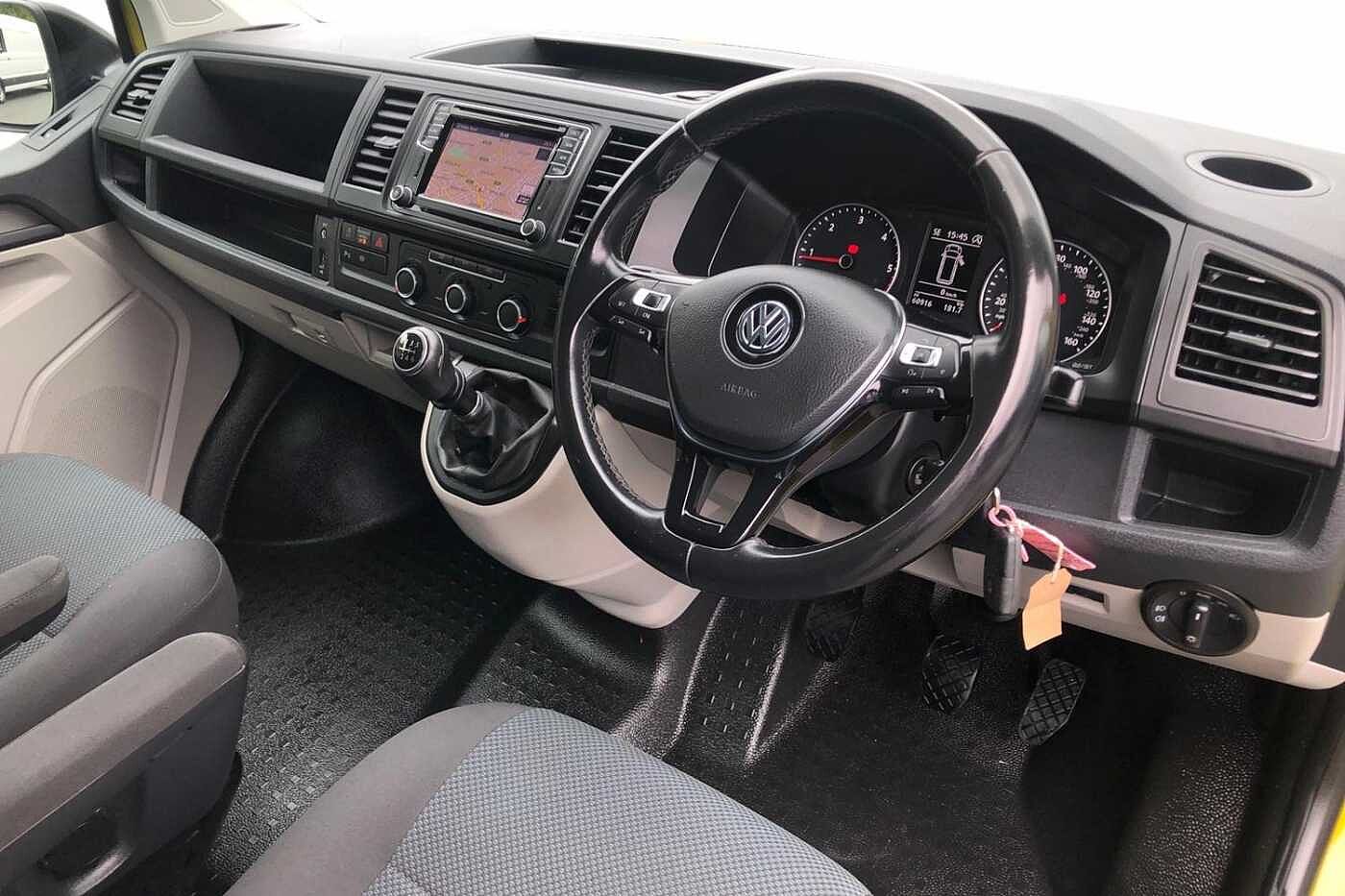 Volkswagen Transporter Kombi 2.0TDI 150 T30 Edition BMT SWB