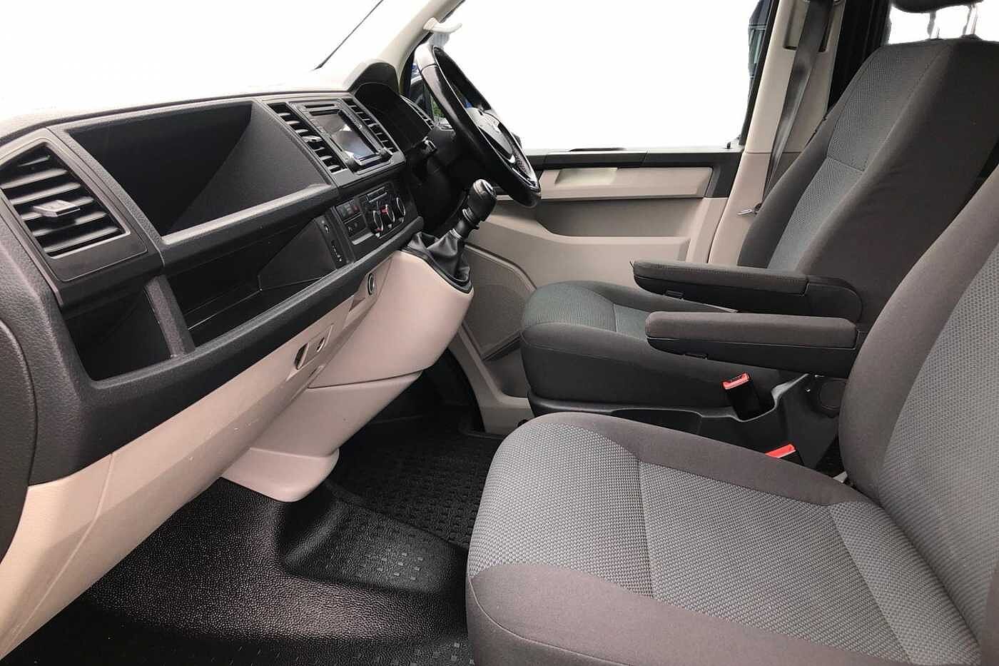 Volkswagen Transporter Kombi 2.0TDI 150 T30 Edition BMT SWB