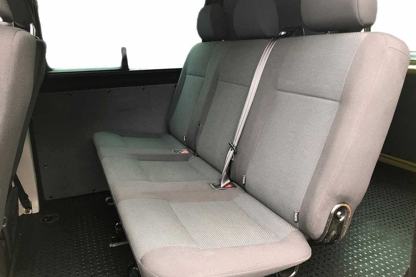 Volkswagen Transporter Kombi 2.0TDI 150 T30 Edition BMT SWB