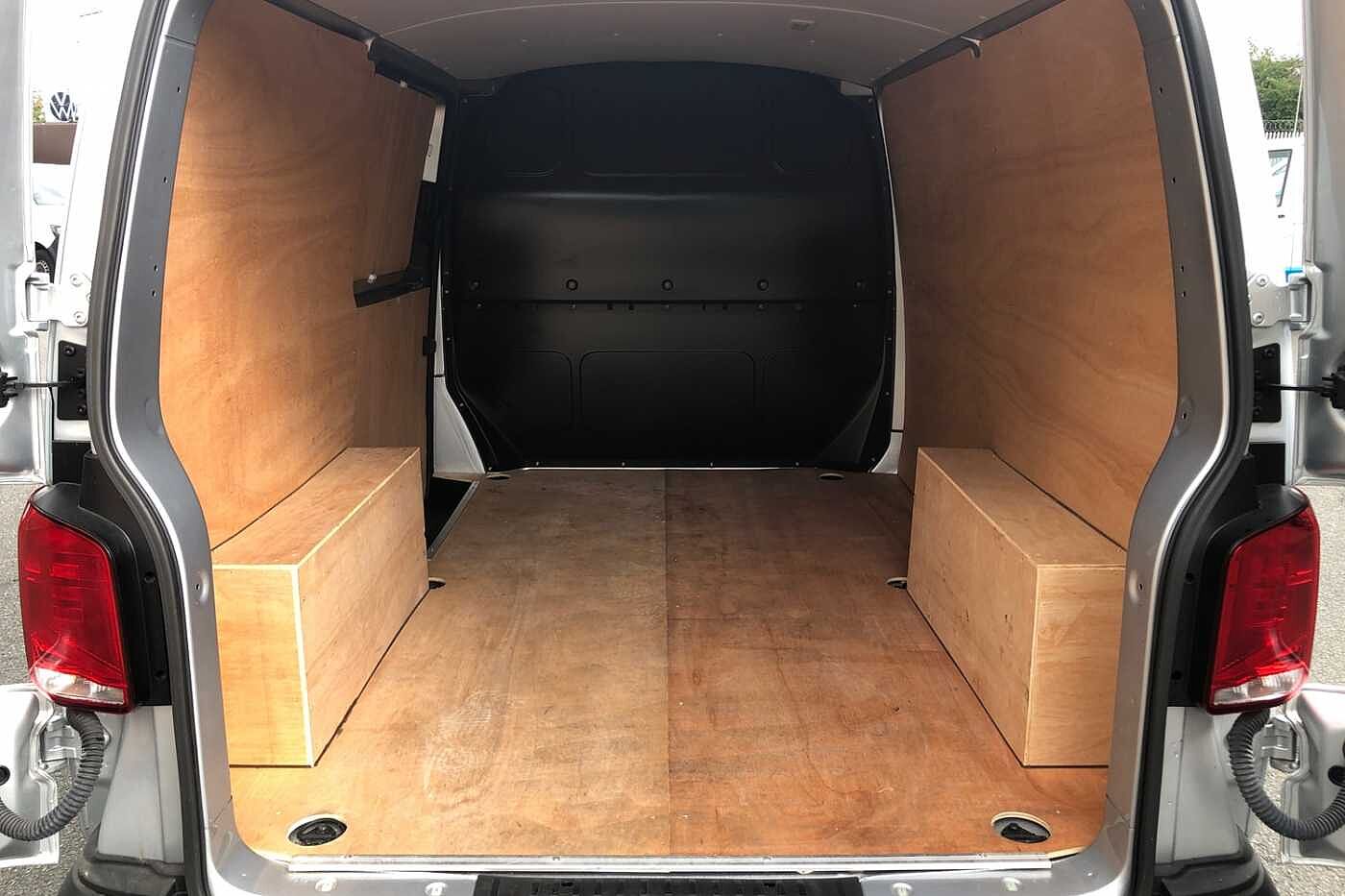 Volkswagen Transporter 2.0TDI 110ps T28 Startline BMT SWB PV **BUSINESS PACK**