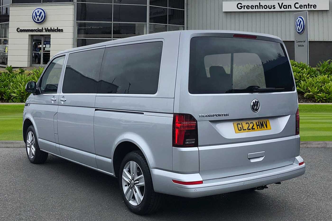 Volkswagen Transporter Shuttle T32 SE LWB 2.0TDI 150PS DSG
