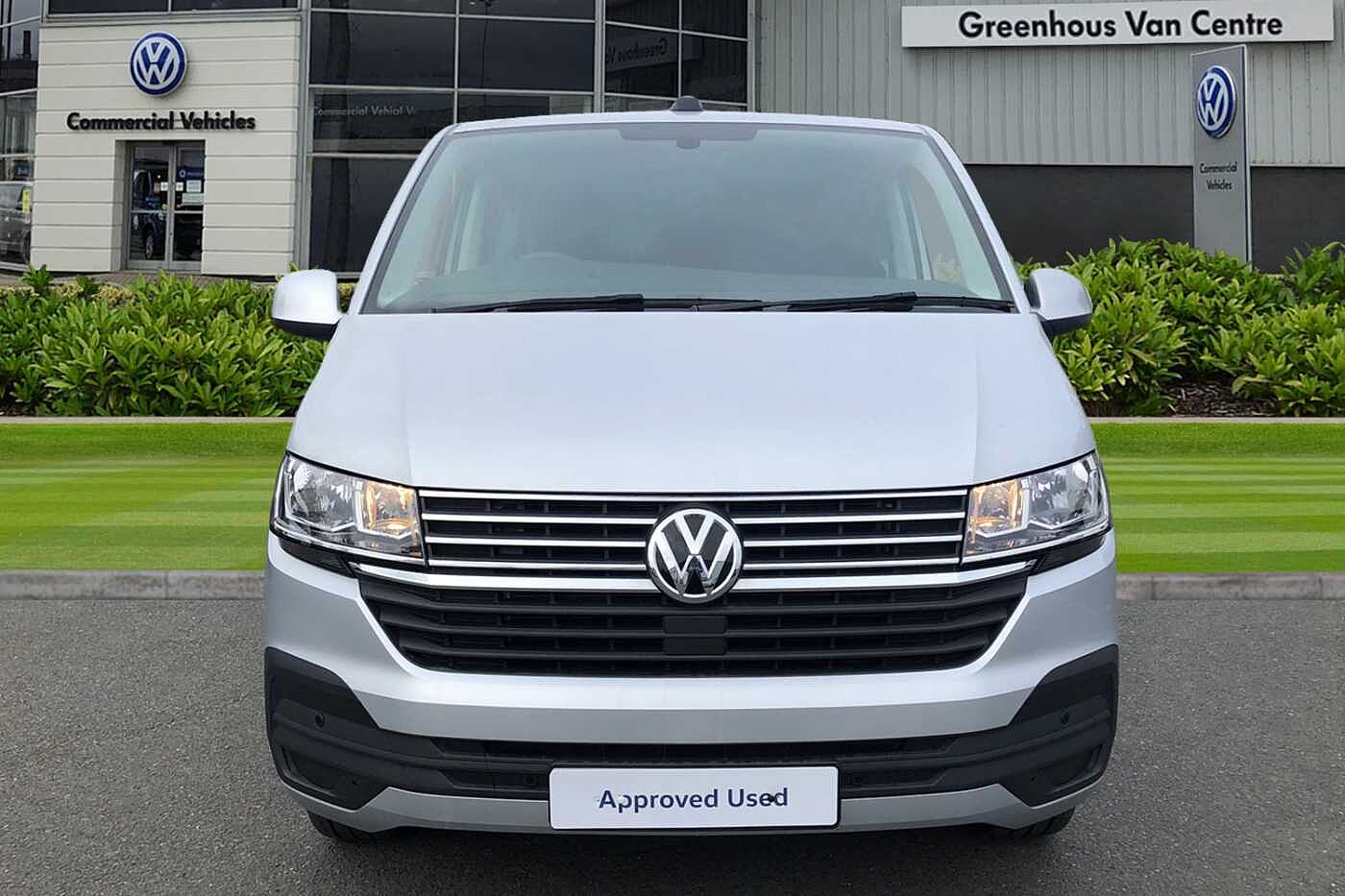 Volkswagen Transporter Shuttle T32 SE LWB 2.0TDI 150PS DSG